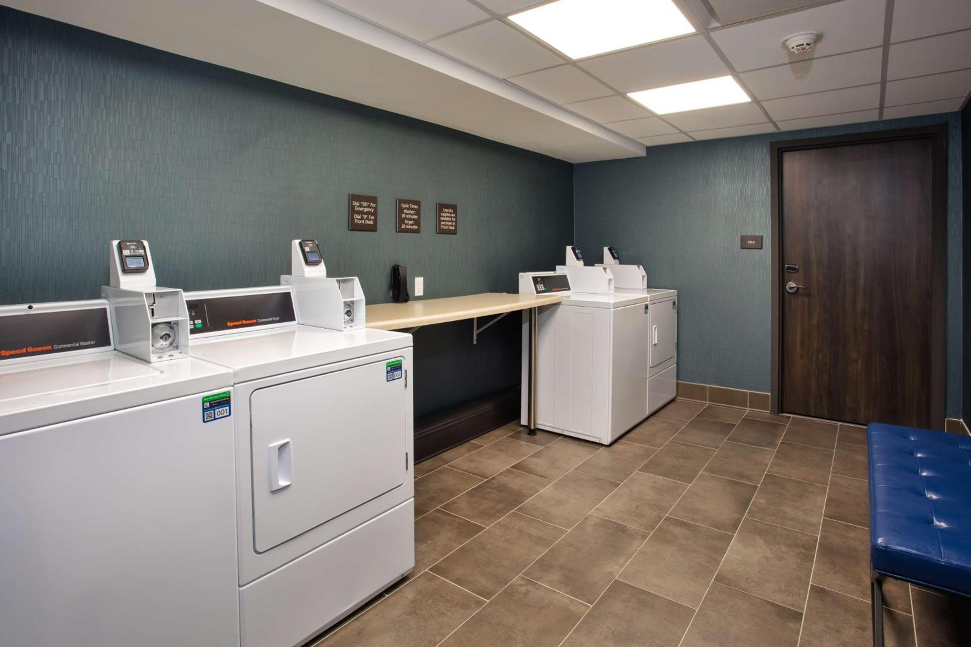 Hampton Inn Union City, Tn Exteriör bild