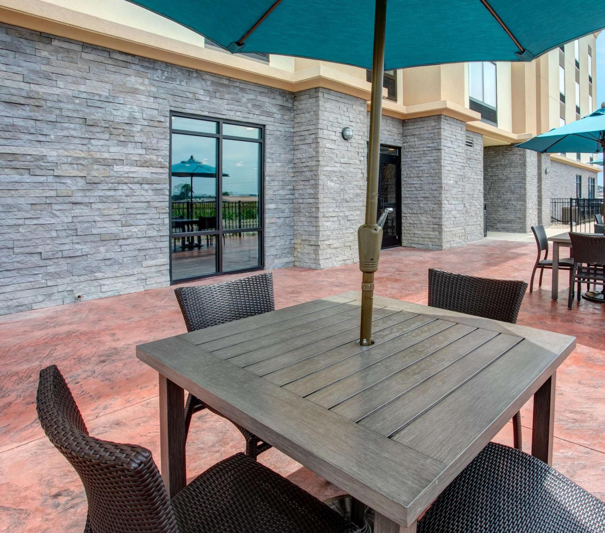 Hampton Inn Union City, Tn Exteriör bild